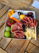 Load image into Gallery viewer, Platters